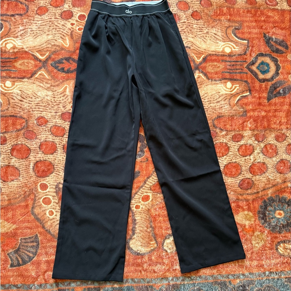 ALO Yoga Black Relaxed Pants